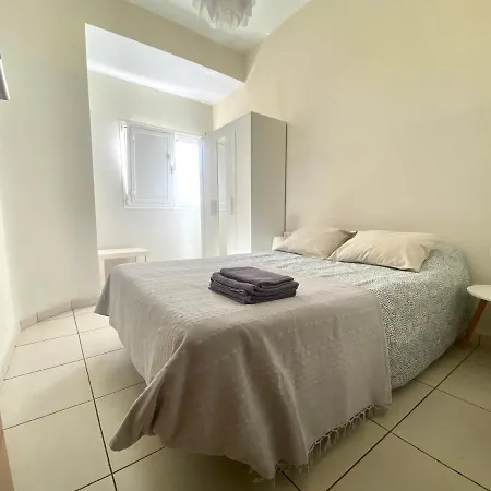 Yado Apartment