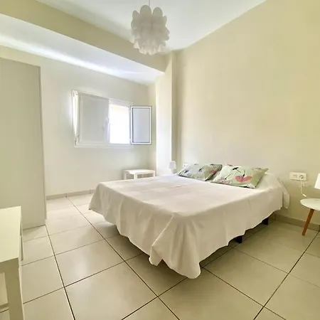 Yado Apartment *