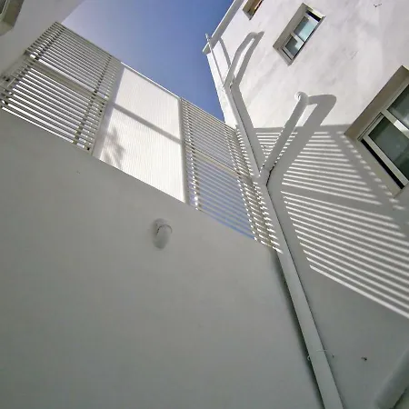 Yado Apartment *
